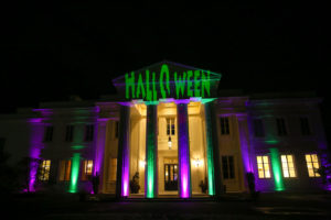 Halloween Wedding at the Wadsworth Mansion